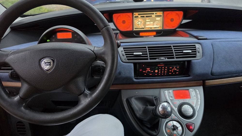Lancia Phedra,2,2 diesel,piele,Navi,usi electrice