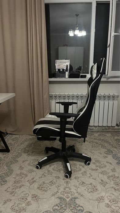 Удобная игровое кресло