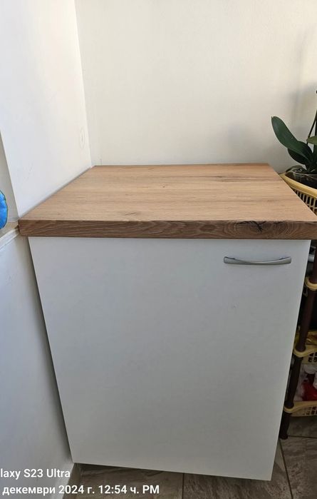 Шкаф Голям / Масивна и Тежка Мебел