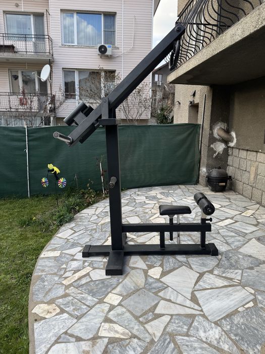 Продавам lat pull машина GERVA Sport