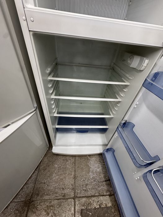 Хладирнек с фризер gorenje