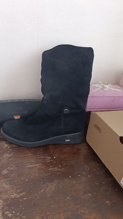 Продам сапоги женские