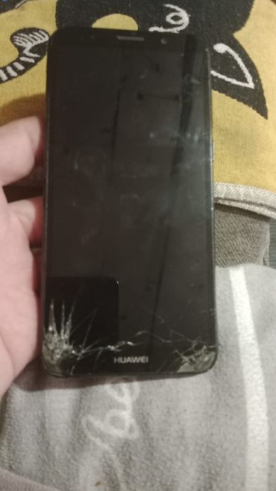 Продам телефон хуавей