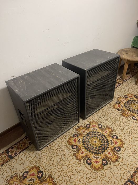 Pereche Boxe Profesionale 15" – Componente Premium (Eighteen Sound / Beyma)