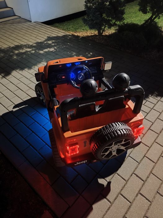 Mașinuță electrică Jeep Rubicon