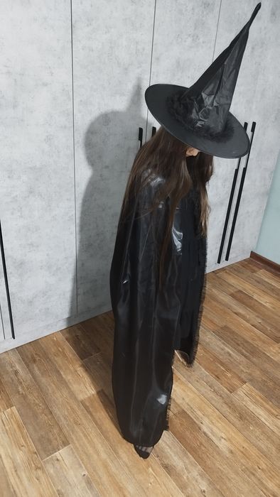 Костюм ведьмы плащ и шляпа
