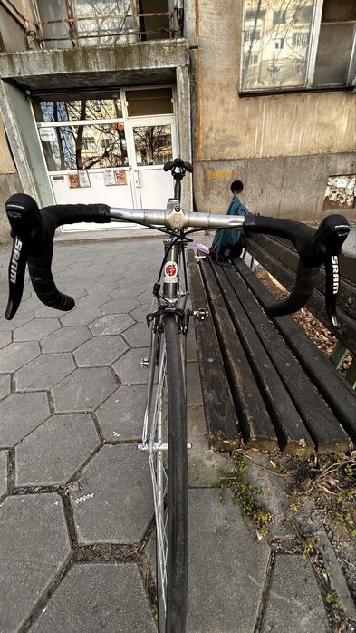 Фикси със спирачки