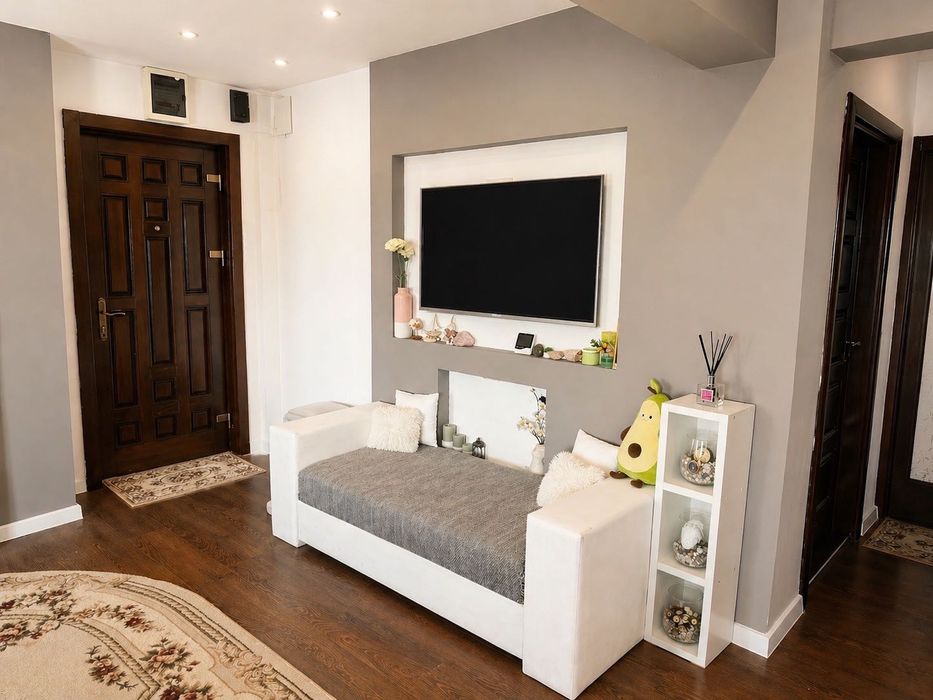 Apartament 3 camere, 71,72 mp utili, zona centrala, lift nou, parcare nouă – Proprietar