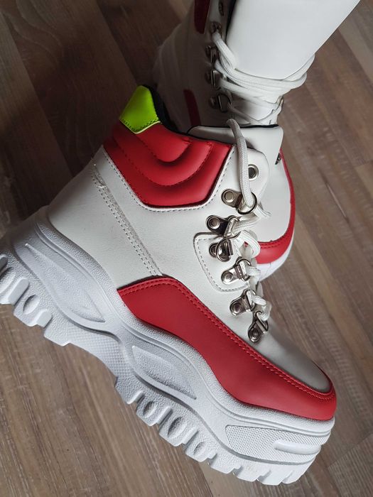 Дамски боти :) :)