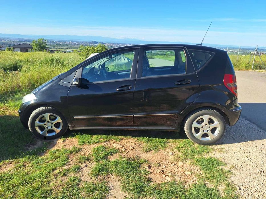 Продавам Mercedes a180 cdi