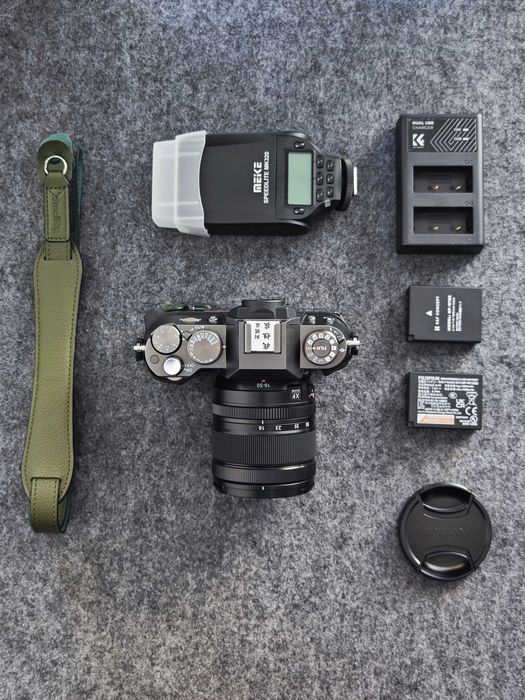Fujifilm X-T50 + Fujinon XF 16-50/2.8-4.8