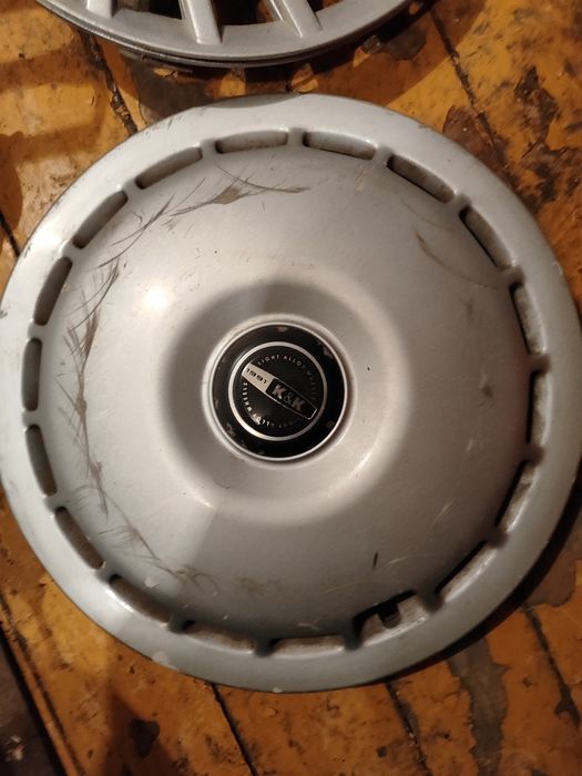 Продам колпаки на 15р.р