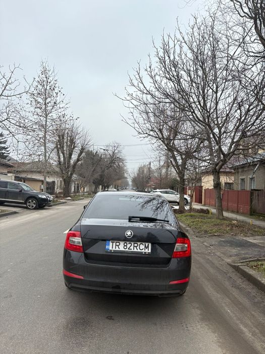 Vând  Skoda Octavia