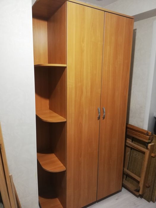 Шкаф недорого продам