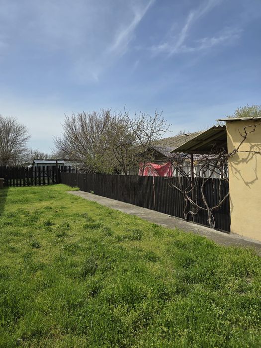 Vând casă cu teren în comuna Băneasa județul Giurgiu