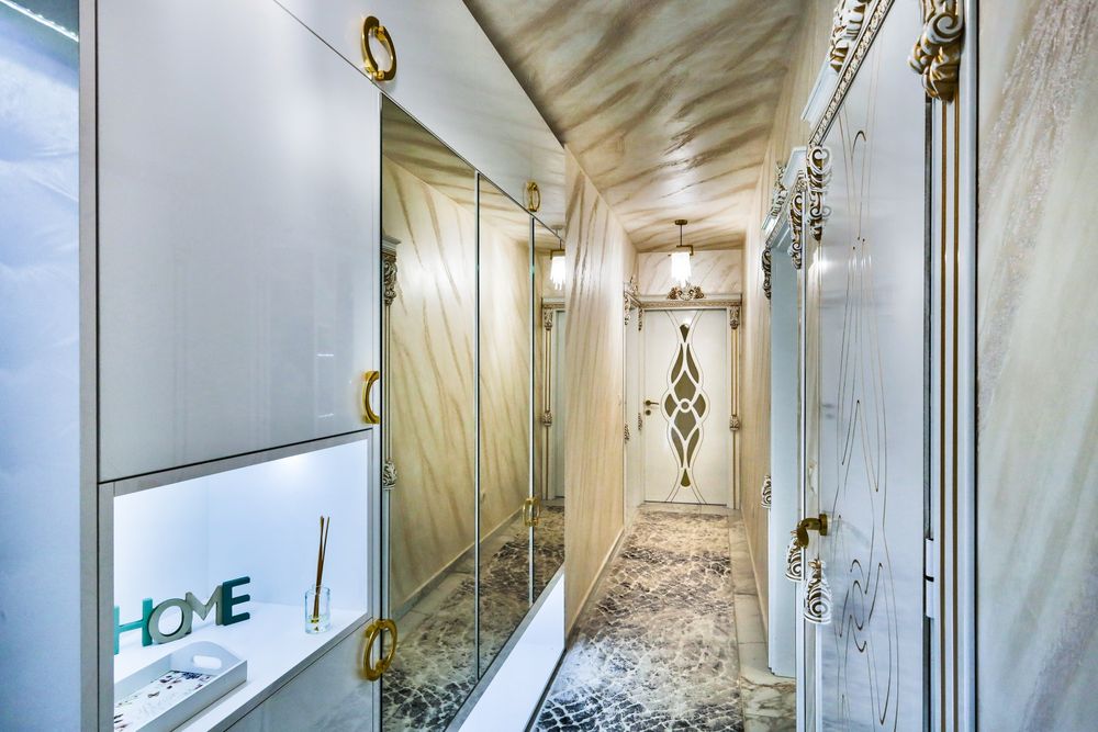 Дава се под наем Тристаен апартамент в Варна, Галата - 150 кв.м за 2500 € - Снимка #3