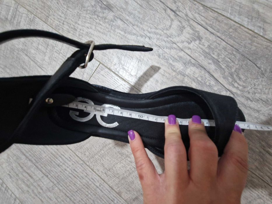 Sandale Essteffa nr. 33