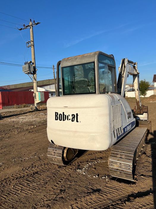 Bobcat 341 excavator , 5,3 tone, 2 cupe, pers fizica