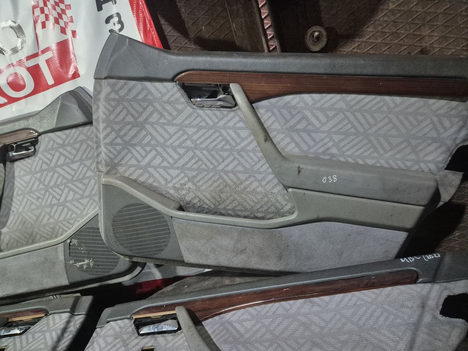 Дверные обшивки Мерседес С202