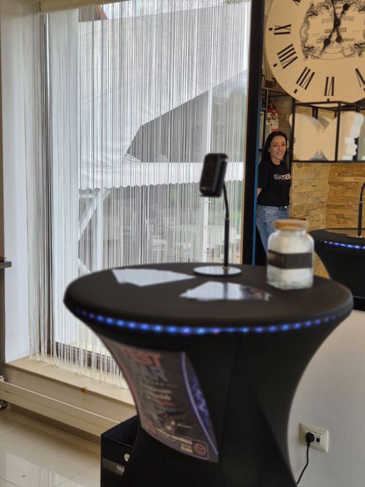 TESTBAR Brașov - Stand Interactiv Evenimente, Majorate, Nunți, Petreceri Private