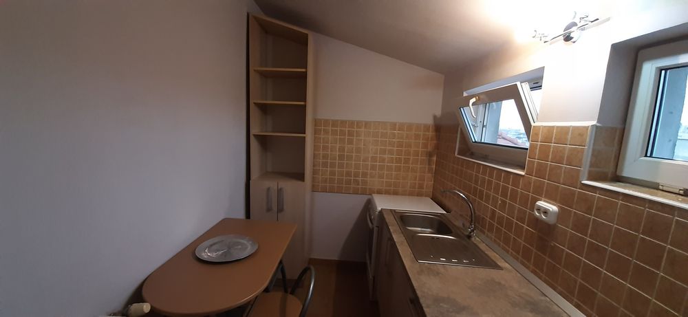 Proprietar vând apartament 3 camere