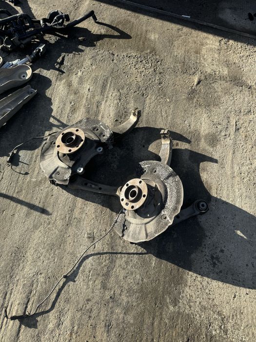 Шенкели главини носачи бмв ф01 ф02 ф10 ф11 ф06 bmw f01 f10 f11 f06