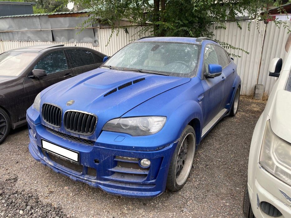 Бмв  х6 2011 продам .