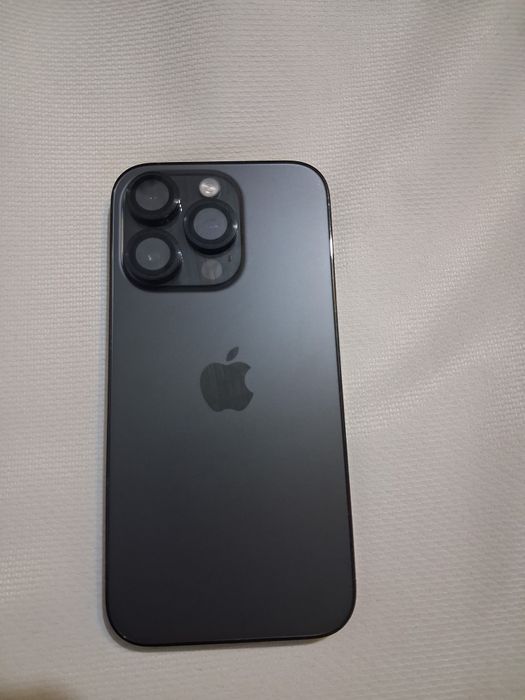 Продам Айфон 14 про