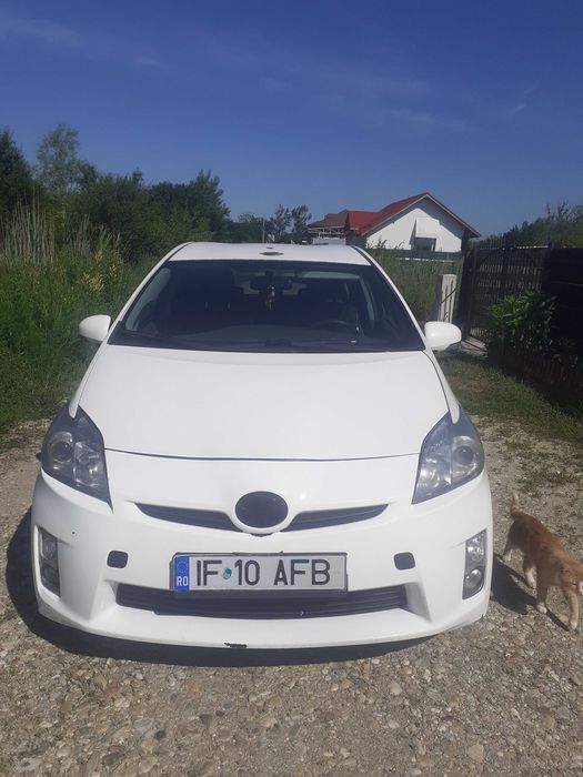 Toyota Prius generatia 3 2011