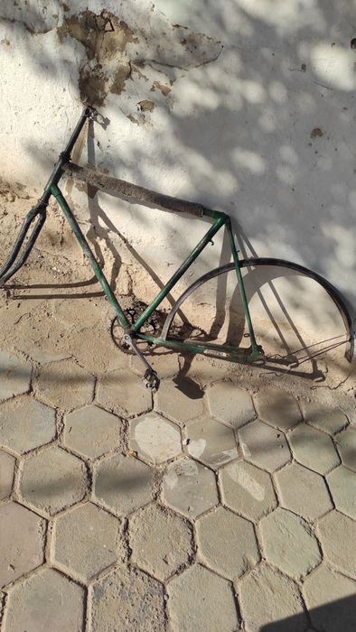 Велосипед рамасы сатылад!