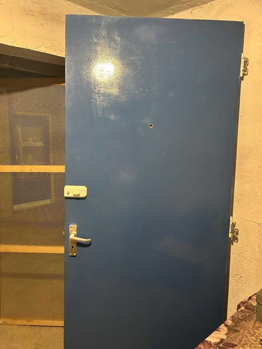 Ușă Lemn Masiv Albastru 200 x 80 cm - 350 RON (Fără Transport)
