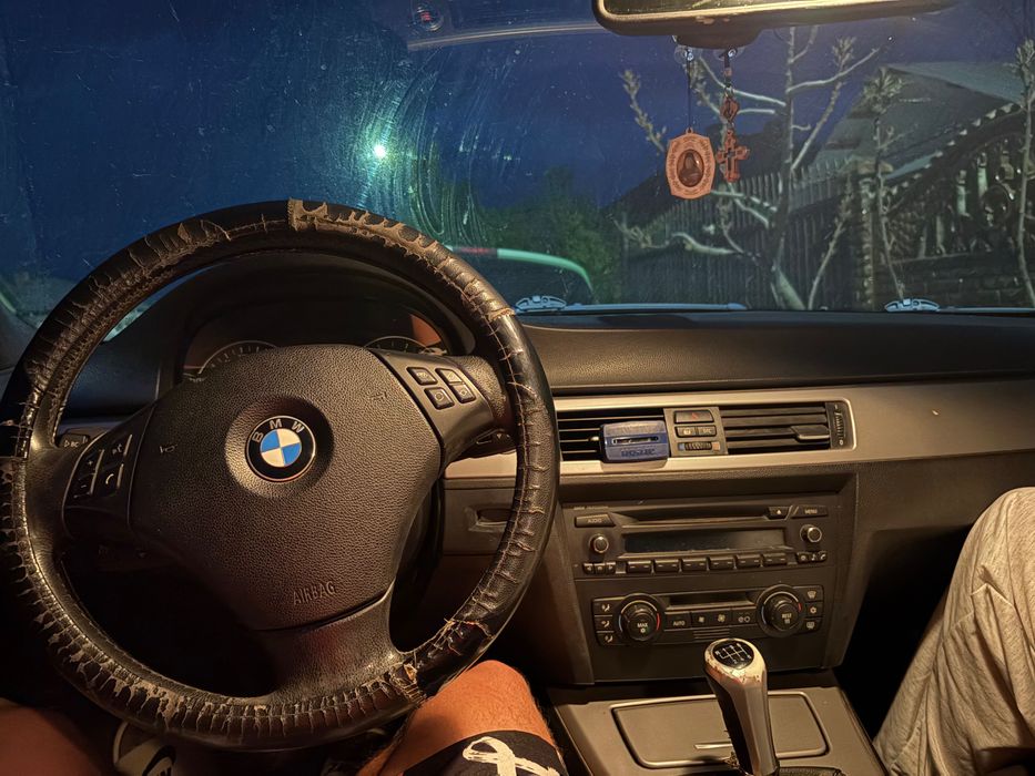 Vand bmw 320i an 2005