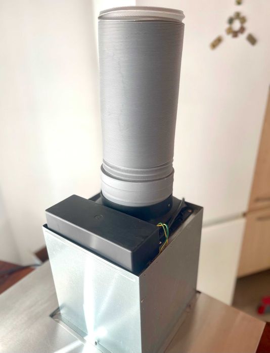 Hansa OKP662TH - hotă incorporabilă inox, decorativă, folosită ocazional, curată, recondiționată și în stare perfectă de funcționare