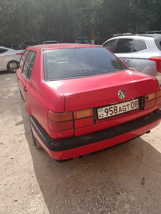 Volkswagen Vento 1992 г.в. 1.8 моно