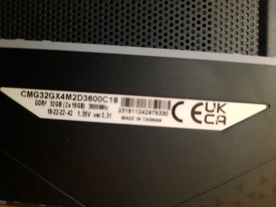 Рам памет Corsair 32GB 2x16 DDR4 3600Mhz