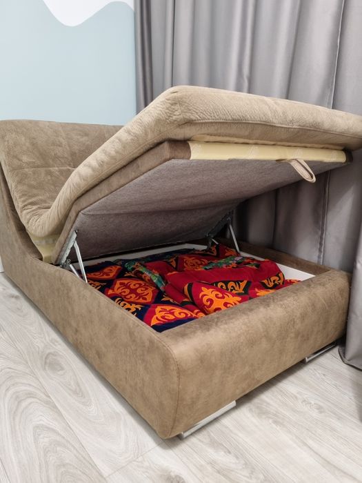 Диван для гостиной