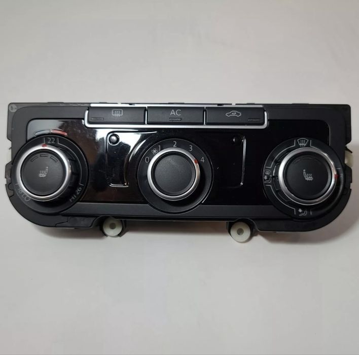 Климатичен панел за VW Passat B6,B7