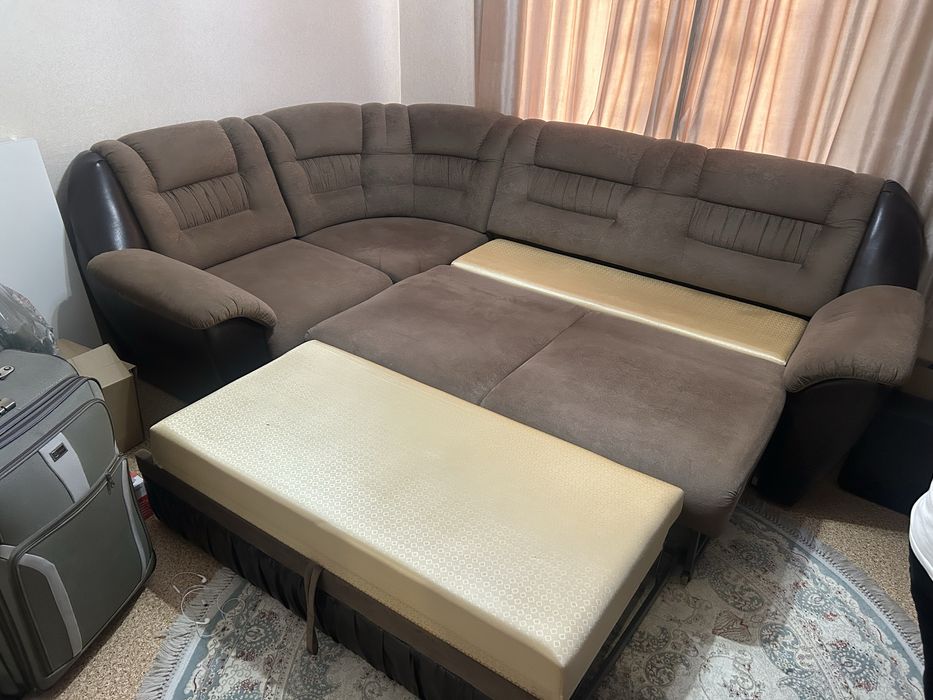 Продам срочно угловой диван