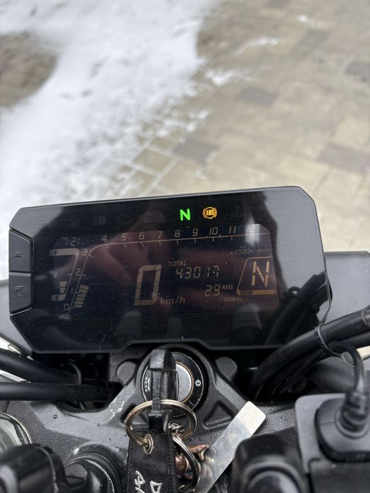 Vând Honda Cb 125 R