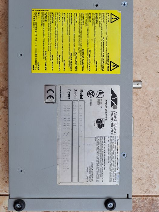 Router Allied Telesyn CentreCOM 3016SL