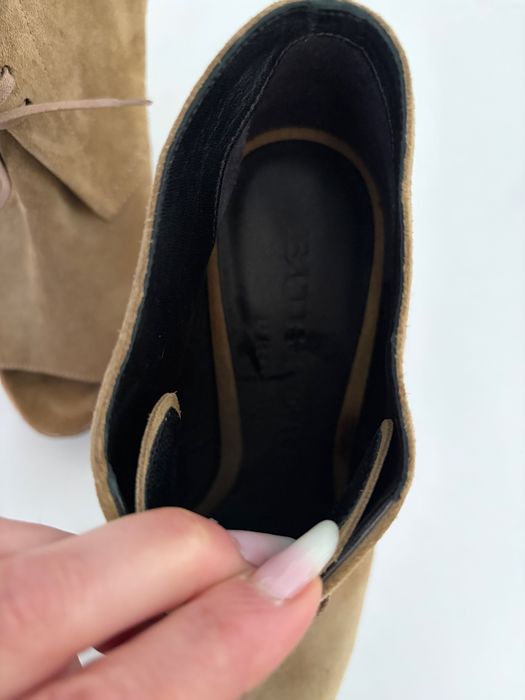 Platforme din piele intoarsa si toc inalt Burberry- 39, original.