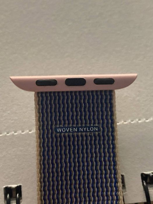 Нейлоновый ремешок для Apple Watch