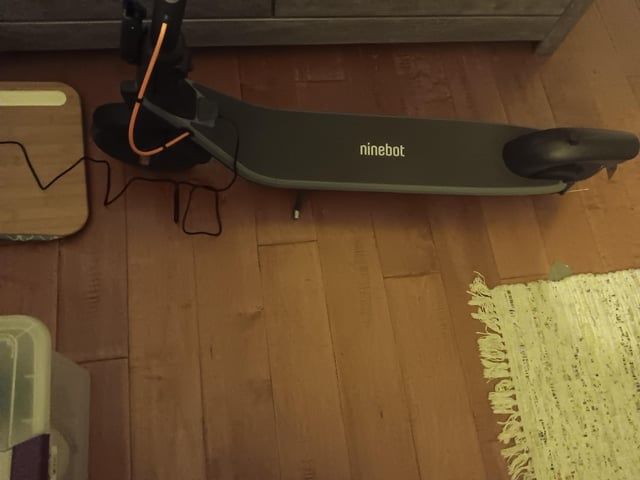 Электросамокат  ninebot e2 plus