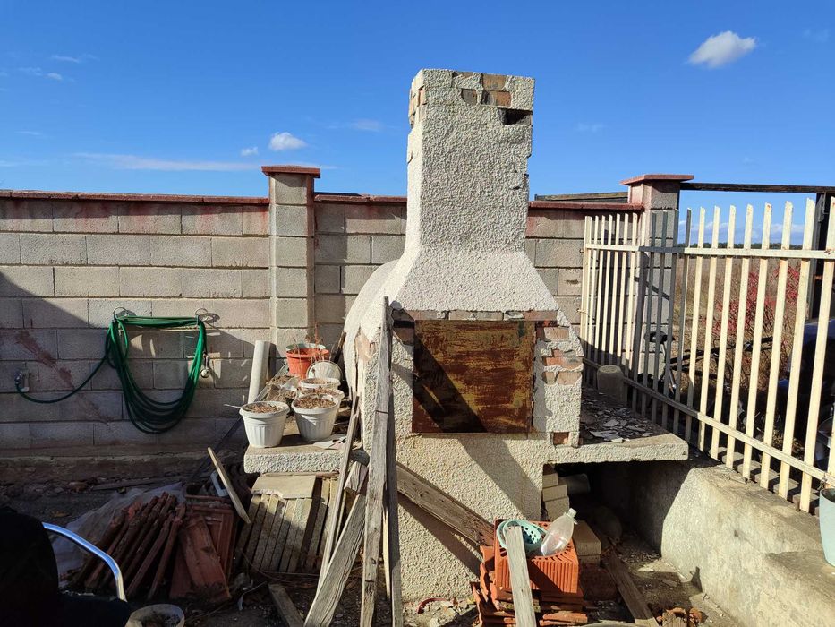 Реновирана къща с голяма квадратура