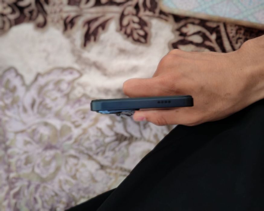 Продам телефон vivo Y19s