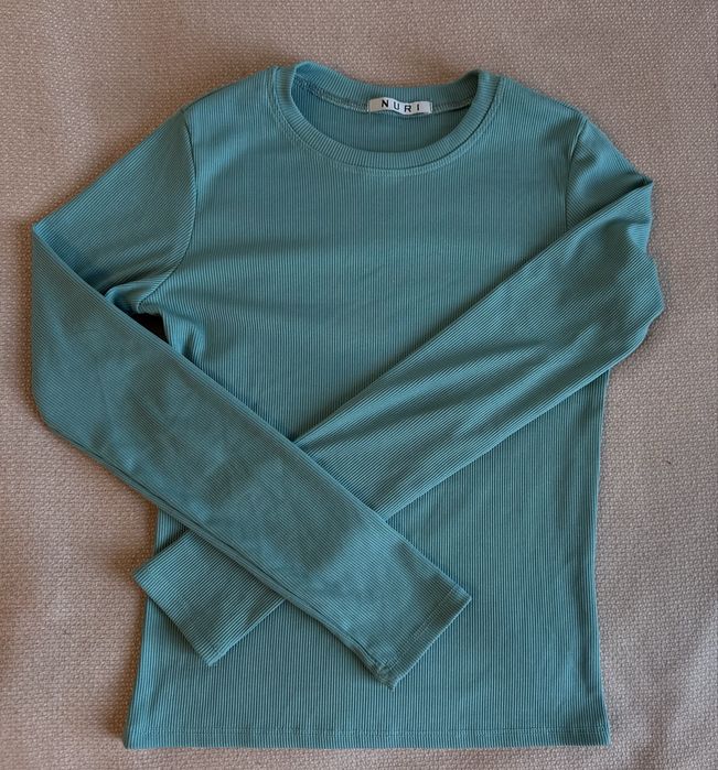 Продам вещи по 1500 тг