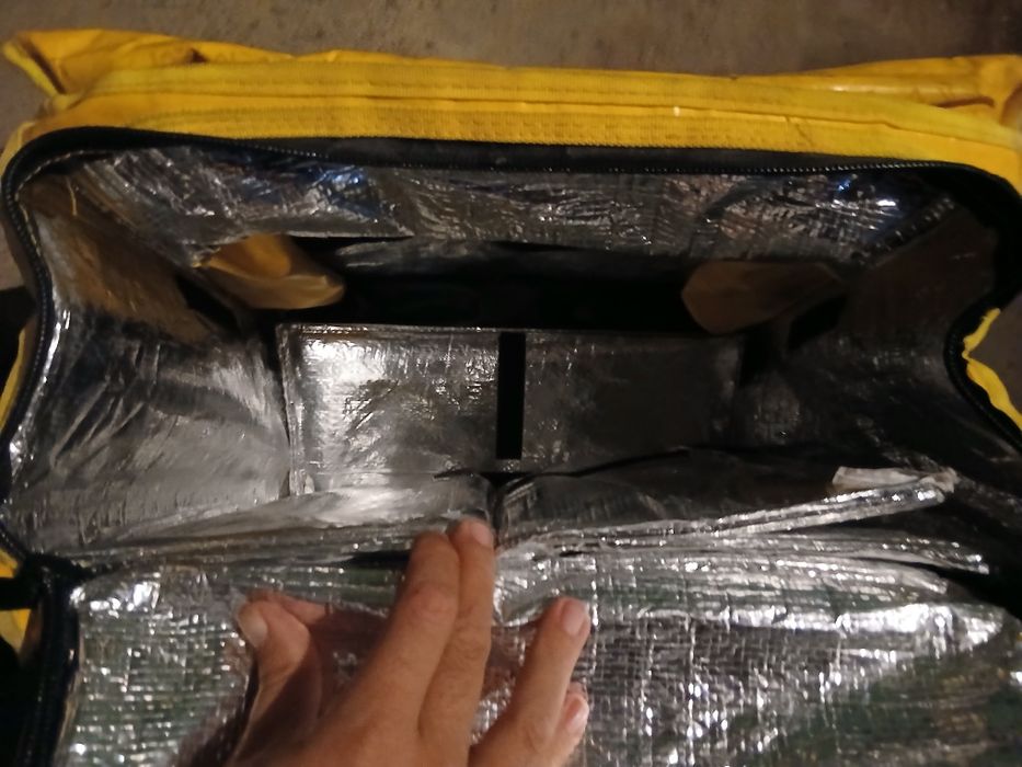 Сумка Glovo для курьеров