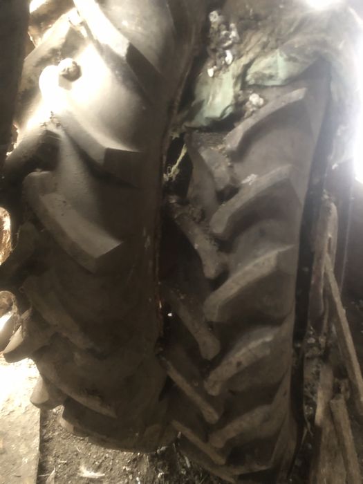 Vand roti de tractor 445