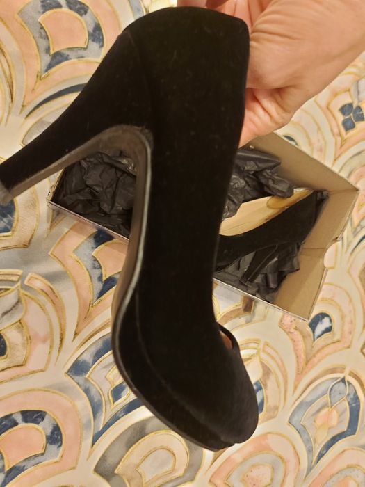 Pantofi catifea ,toc subtire