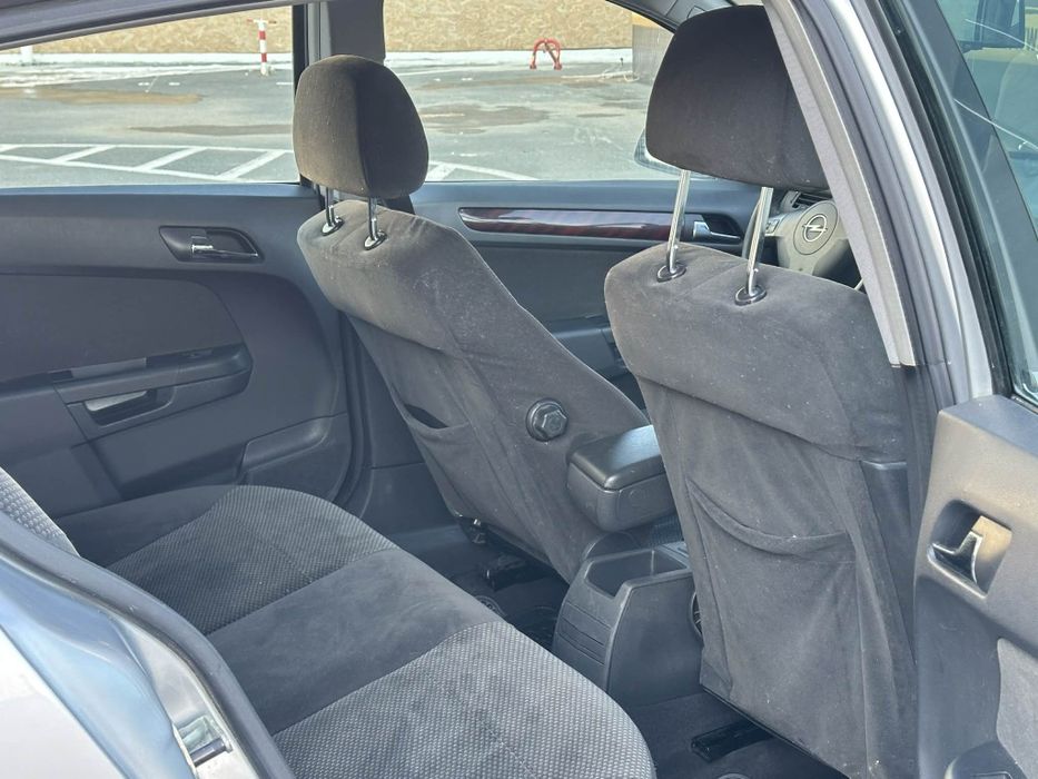 De vanzare opel astra h motor 1.7 cdti